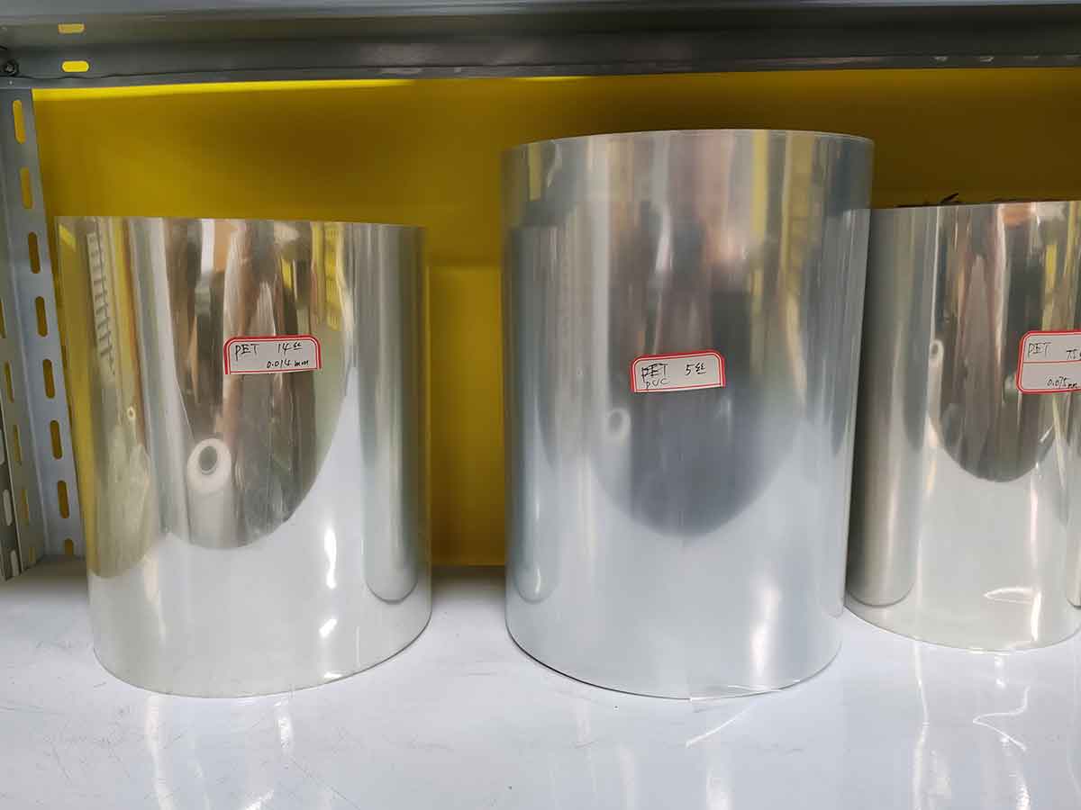 PET 薄膜卷材样品，样品间卷料展示实景